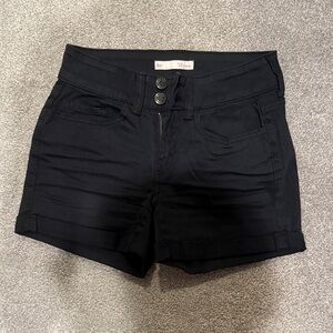 SO Women's Black Denim Shorts size 0